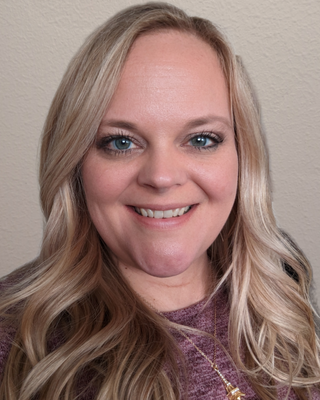 Photo of Chelsea Hamilton, AMFT, MT-BC, Marriage & Family Therapist Associate