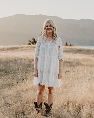 Photo of Stacey McIntyre - Peak Wellbeing, Counsellor, MCouns, NZAC - Provisional