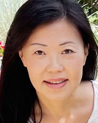 Photo of Susan Che, Clinical Social Work/Therapist in Piedmont, Oakland, CA