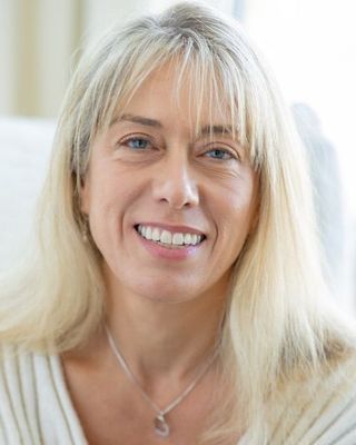 Photo of Heather Reis, Clinical Social Work/Therapist, LICSW