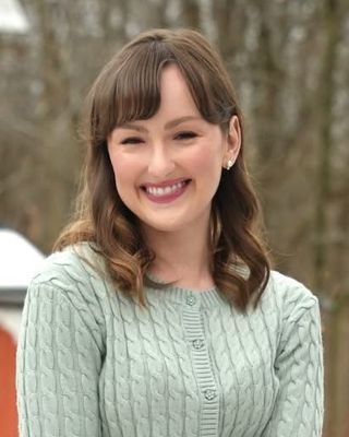 Photo of Victoria Shore, Marriage & Family Therapist, LMFT