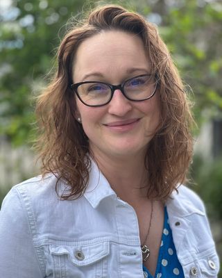 Photo of Shannon Gordon, Counsellor, RCS, MTC