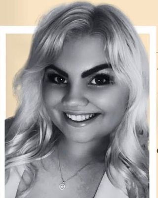 Photo of Beth Gribben, Psychotherapist, MSc