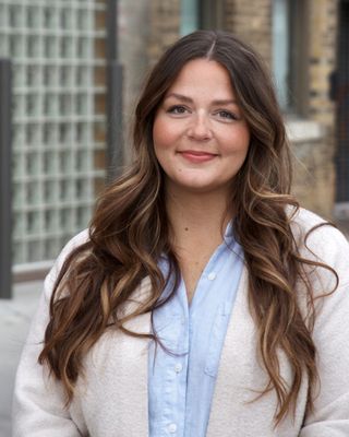 Photo of Alexandra Gatz, Marriage & Family Therapist, LMFT-T