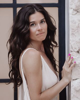 Photo of Alexandra Traub, Associate Professional Counselor, APCC