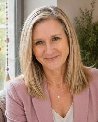 Photo of Nicole Mislivec, Psychiatric Nurse Practitioner, PMHNP, APRN