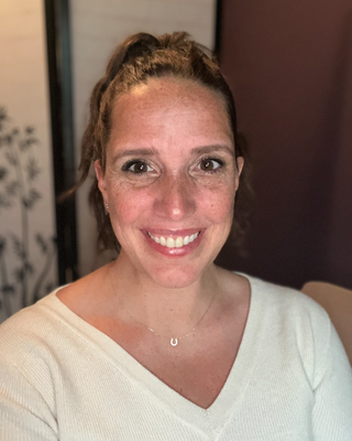 Photo of Laurel Earls, Marriage & Family Therapist, LMFT, RYT-