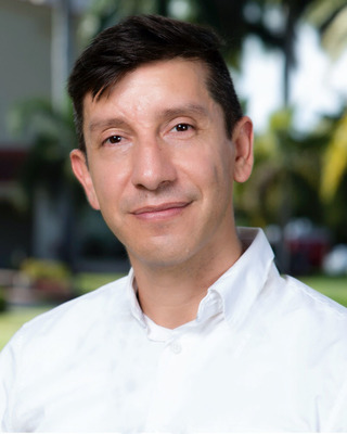 Photo of Raul Machuca, Counselor in Miami Shores, FL