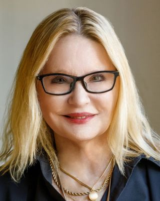 Photo of Laura Rinaldi, Marriage & Family Therapist, MS, LMFT
