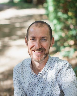 Photo de Yves Convert - Yves Convert - Gestalt-Thérapie à Nation Paris 11e, Psychopraticien