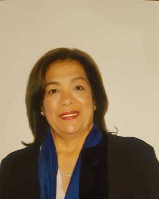 Photo of Mona Gendy, Counsellor