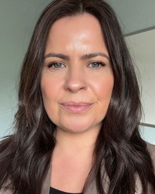 Photo of Alicia Lindsay, Counsellor, MBACP Accred