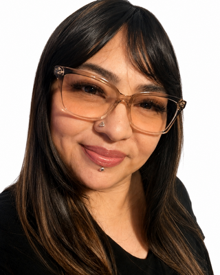 Photo of Evelyn Morales, Pre-Licensed Professional, MSW, LGSW