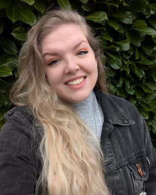 Photo of Amy Lasen, Counsellor, MNCPS Acc.