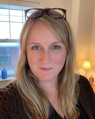 Photo of Genell Sivek, Clinical Social Work/Therapist, LMSW