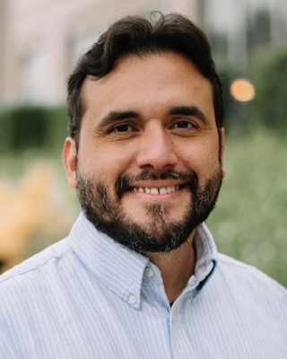 Photo of Julian Crespo, Marriage & Family Therapist, LMFT