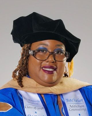 Photo of Dr. Kimberly Gresham, Clinical Social Work/Therapist, DHA, LCSW, MSW