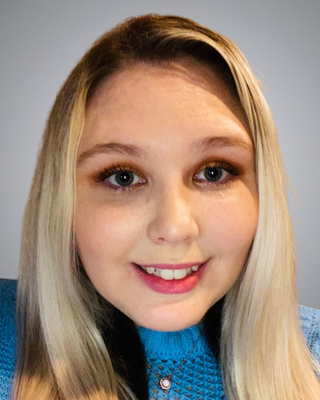 Photo of Jaclyn DeLauretis, Physician Assistant in Bergenfield, NJ