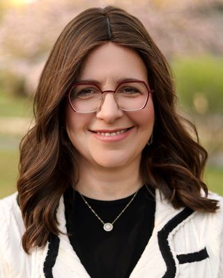 Photo of Goldie Unger, Clinical Social Work/Therapist, LCSW, SRT