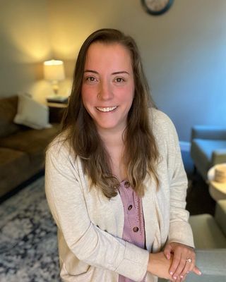 Photo of Aubry McMahon, LCSW Associate , LCSWA