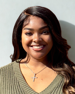 Photo of Mariah S Henry, Pre-Licensed Professional