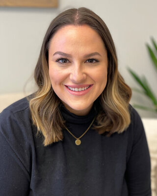 Photo of Megan Allcock, Marriage & Family Therapist Associate in Chicago, IL