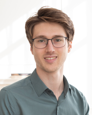 Photo of Benoit Urvari, Registered Psychotherapist (Qualifying)