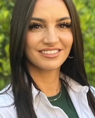 Photo of Molly McLaren, Psychiatric Nurse Practitioner, PMHNP