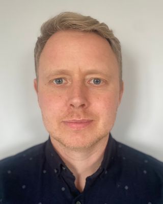 Photo of Dr Carl Bryce, Psychologist, PsychD, HCPC - Health Psych.