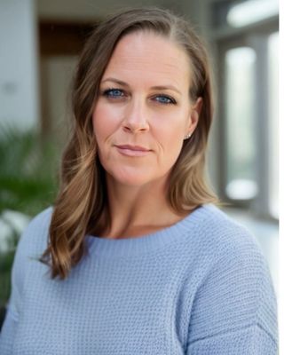 Photo of Kelby Heggen, T-LMSW