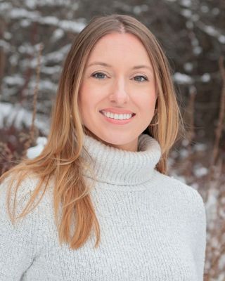 Photo of Nicole Ritonja, Registered Psychotherapist in Ottawa, ON