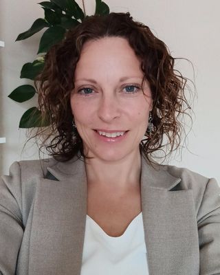 Photo of Donna Brady - Inner Ocean Counselling and Psychotherapy -Donna B, Counsellor, MBACP