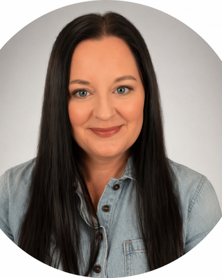 Photo of Emma Starr, Psychotherapist, MBABCP
