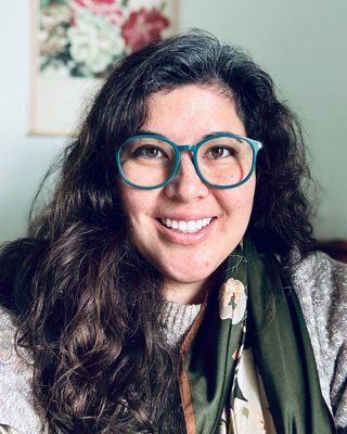 Photo of Christine Benetua, Marriage & Family Therapist Associate, MA, AMFT, APCC