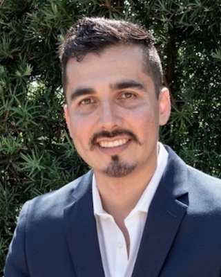 Photo of Eduardo Santana, Licensed Master Social Worker, LMSW