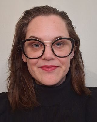 Photo of Samantha Watt, Clinical Social Work/Therapist, MSW, RSW