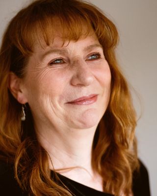 Photo of Sarah Weir, Psychotherapist in Kingston upon Thames, England