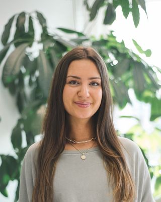 Photo of Maret Ellington, Clinical Social Work/Therapist, MSW, LCSWA