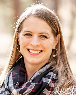 Photo of Mary Hoisington, Marriage & Family Therapist in Sisters, OR