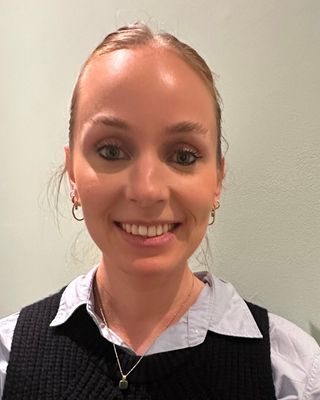 Photo of Laura Craster Cbt, Psychotherapist, MBABCP