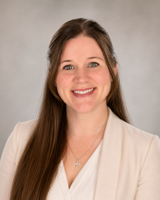 Photo of Roxanne Alderman, Psychiatric Nurse Practitioner, PMHNP