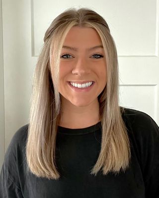 Photo of Kryshia Reis, Marriage & Family Therapist Associate, MA, LMFTA