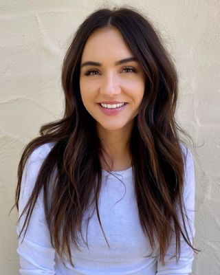 Photo of Allie Vierra, Marriage & Family Therapist, LMFT