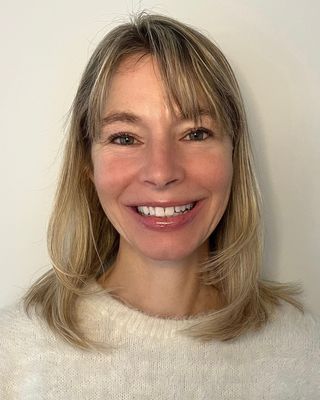 Photo of Maile Munson, Clinical Social Work/Therapist, LICSW