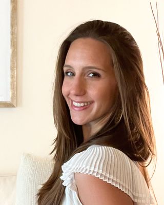 Photo of Dr. Kait Rosiere - Dr. Kait Rosiere - Eating Disorder Specialist, Psychologist, PsyD, CEDS, QS