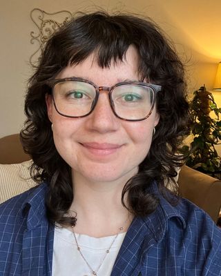 Photo of Emily LeMoine, Registered Psychotherapist (Qualifying), BA, MACP, RP(Q)