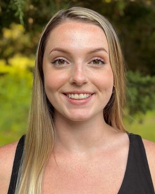 Photo of Olivia Easton, Pre-Licensed Professional, MSW