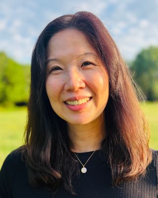 Photo of Alana Chen, Pre-Licensed Professional