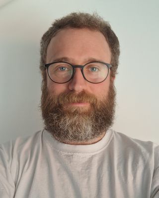 Photo of Chris Holden, Psychotherapist, MA, MBACP Accred