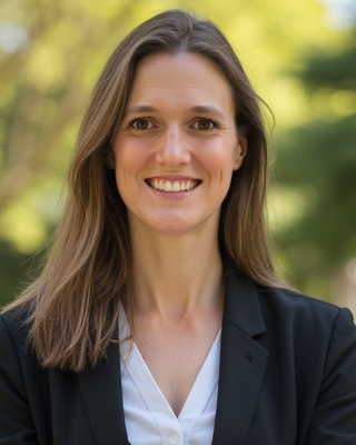 Photo of Sara Lingscheid, Psychiatric Nurse Practitioner, PMHNP, BC